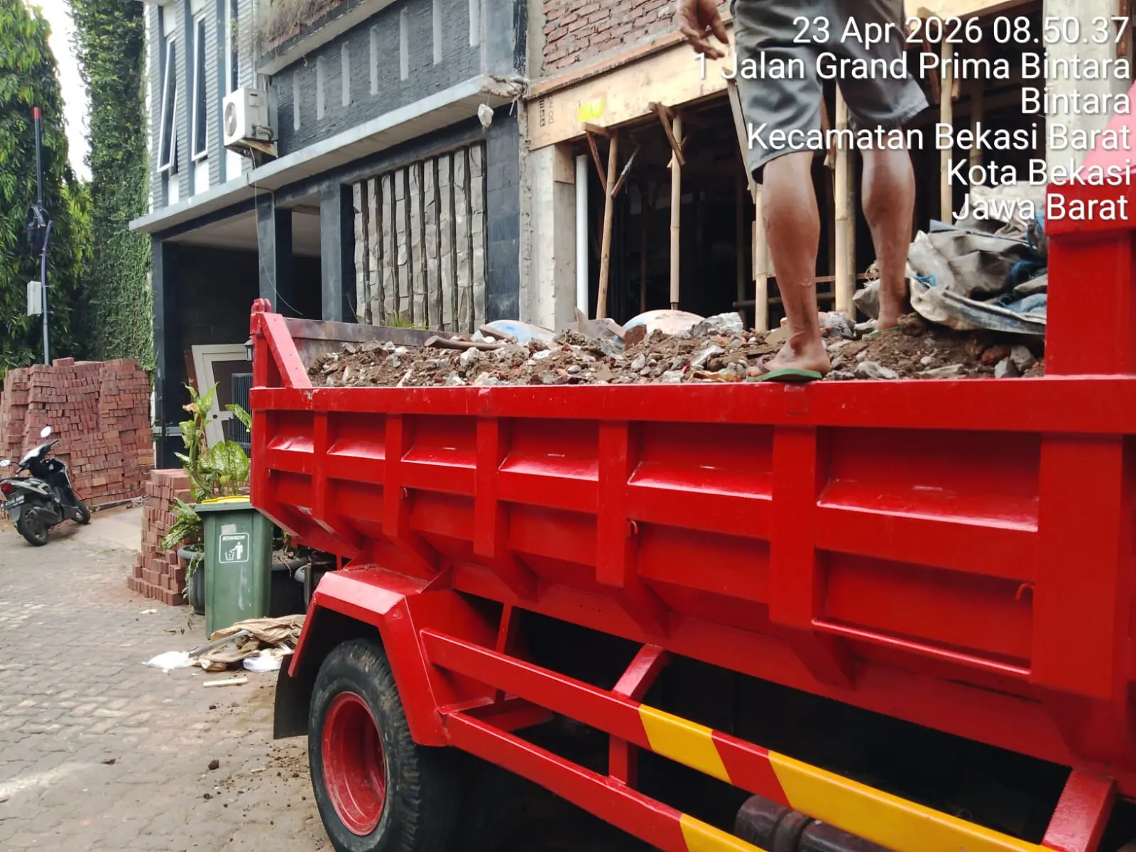 Jasa buang puing bangunan Jakarta Jabodetabek
